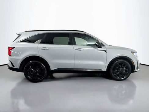 Used 2022 Kia Sorento SX FWD image 4