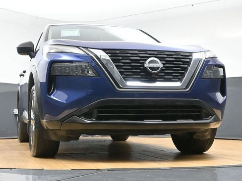 Used 2023 Nissan Rogue S FWD image 49