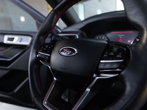 Used 2023 Ford Explorer ST-Line w/ Class IV Trailer Tow Package image 30