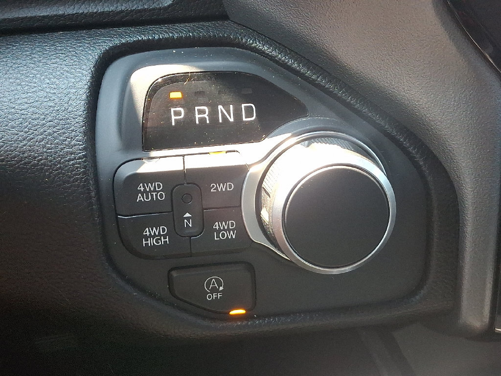 Used 2025 RAM 1500 Big Horn AWD/4WD image 15
