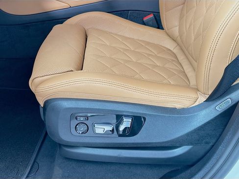 New 2026 BMW X6 xDrive40i image 21