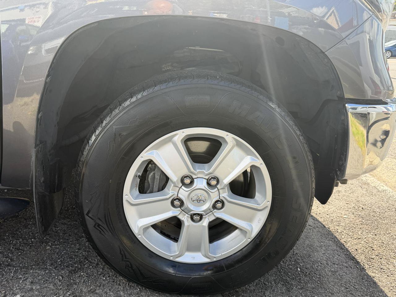 Used 2021 Toyota Tundra SR5 AWD/4WD image 19