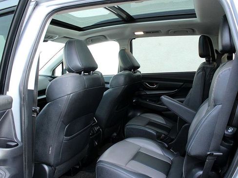 Used 2022 Subaru Ascent Onyx Edition image 14