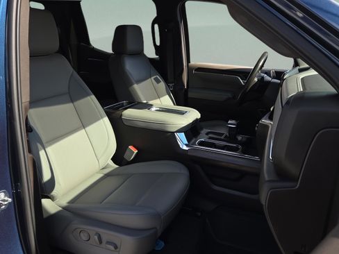 Used 2022 GMC Sierra 1500 SLT w/ SLT Premium Package image 28