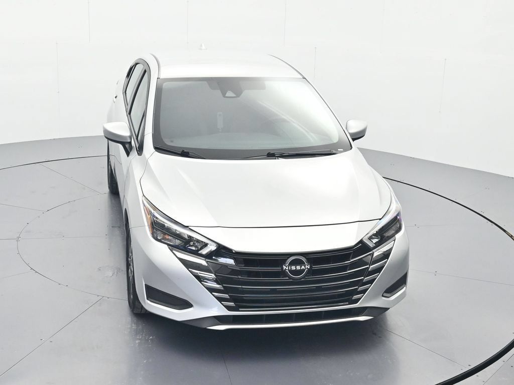 Used 2025 Nissan Versa SV FWD image 29