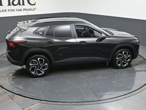 New 2026 Chevrolet Trax RS w/ Sunroof Package image 17