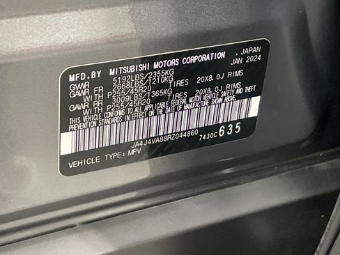 Used 2024 Mitsubishi Outlander SE AWD/4WD image 36