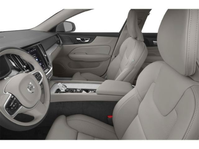 Used 2025 Volvo V60 B5 Cross Country Plus AWD/4WD image 8