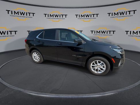 Used 2024 Chevrolet Equinox LT image 9