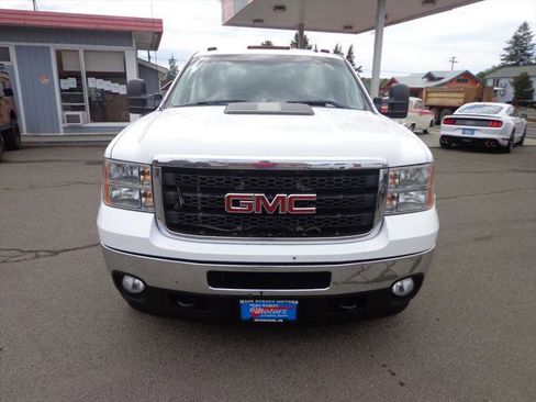 Used 2011 GMC Sierra 3500 SLT w/ SLT Convenience Package image 7