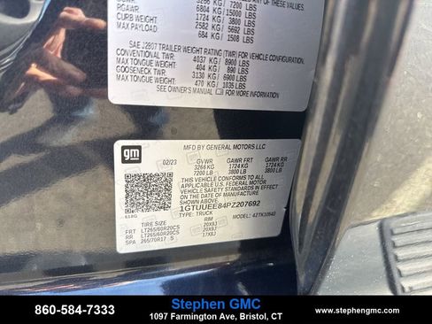 Used 2023 GMC Sierra 1500 AT4 w/ Technology Package image 28