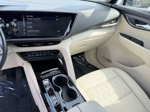 Used 2022 Buick Envision Avenir w/ Technology Package II AWD/4WD image 19