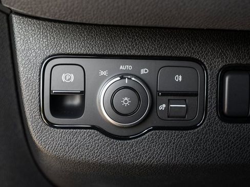 New 2026 Mercedes-Benz Sprinter 2500 image 19