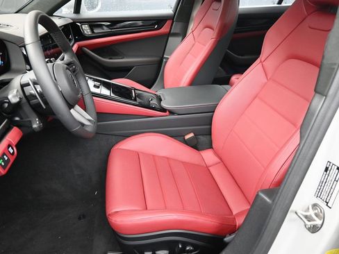 New 2025 Porsche Panamera Turbo S AWD/4WD image 6