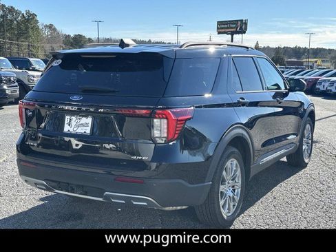 Used 2025 Ford Explorer Active w/ Active Comfort Package image 7