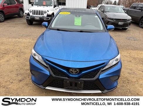 Used 2020 Toyota Camry XSE image 8