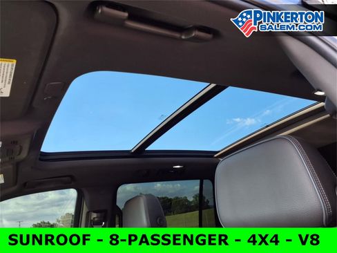 Used 2022 GMC Yukon XL Denali image 12