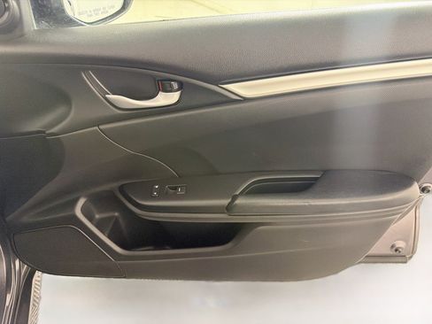 Used 2020 Honda Civic Sport image 29