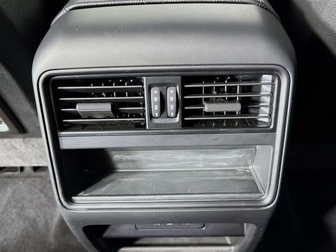 Used 2024 Porsche Cayenne Coupe image 26