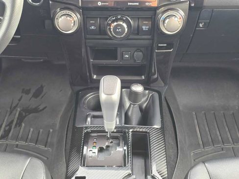 Used 2021 Toyota 4Runner TRD Off-Road Premium image 13