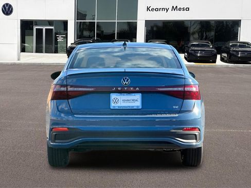 New 2026 Volkswagen Jetta SE FWD image 5