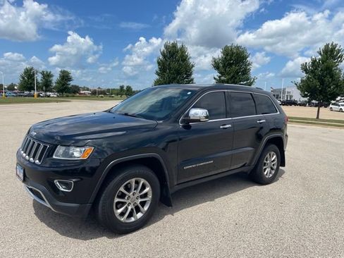 Used 2014 Jeep Grand Cherokee Limited w/ Trailer Tow Group IV AWD/4WD image 6