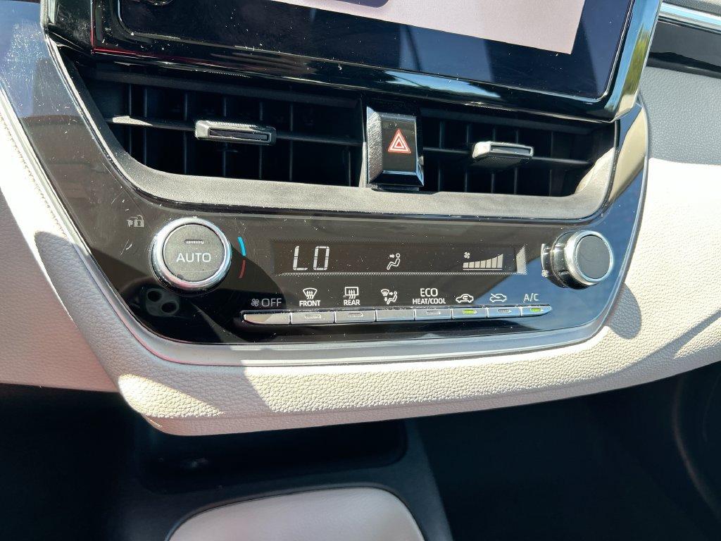 Used 2024 Toyota Corolla LE FWD image 24