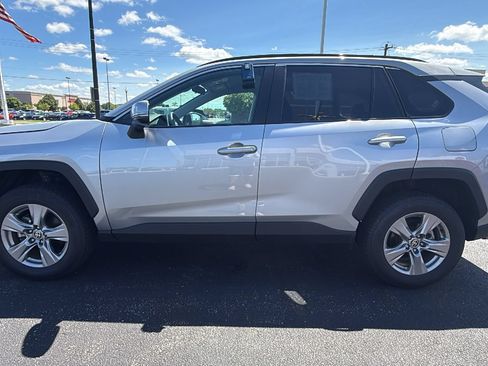 Certified 2025 Toyota RAV4 XLE AWD/4WD image 4