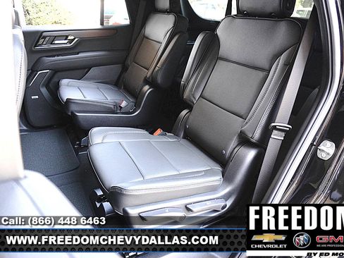 New 2026 GMC Yukon Denali w/ Sun & Power Step Package AWD/4WD image 14