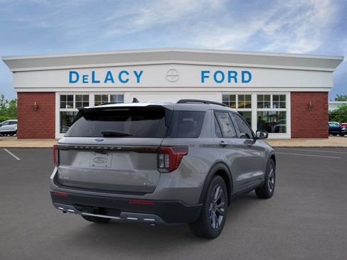 New 2026 Ford Explorer Active AWD/4WD image 8