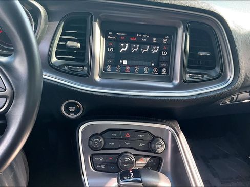 Used 2020 Dodge Challenger SXT w/ Driver Convenience Group RWD image 34