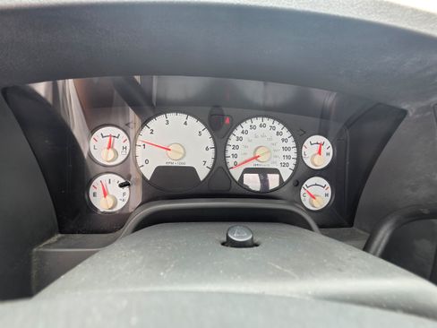 Used 2007 Dodge Ram 1500 Truck ST w/ V6 Value Group RWD image 9