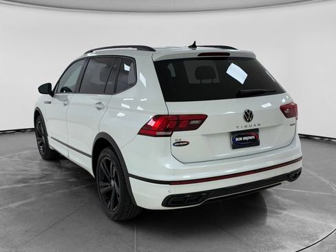 Used 2023 Volkswagen Tiguan SE R-Line AWD/4WD image 5