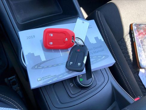 Used 2019 GMC Terrain SLE AWD/4WD image 14