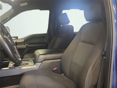 Used 2017 Ford F150 XLT w/ Equipment Group 302A Luxury image 9