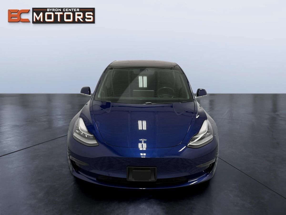 Used 2018 Tesla Model 3 Long Range RWD image 8