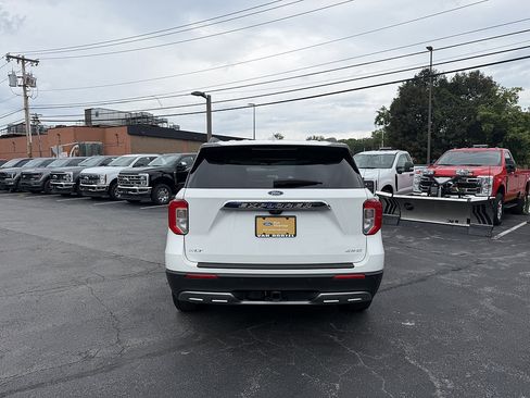 Certified 2023 Ford Explorer XLT w/ Equipment Group 202A AWD/4WD image 5