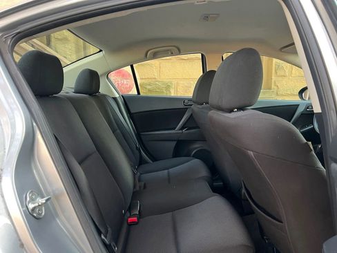 Used 2011 MAZDA MAZDA3 i Sport image 22
