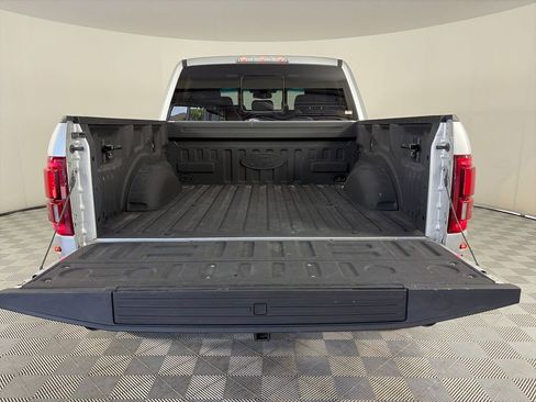 Used 2018 Ford F150 Raptor w/ Equipment Group 802A Luxury AWD/4WD image 28