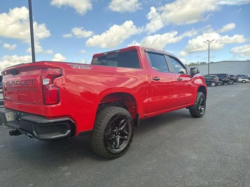 Used 2024 Chevrolet Silverado 1500 LT Trail Boss w/ Convenience Package II AWD/4WD image 3