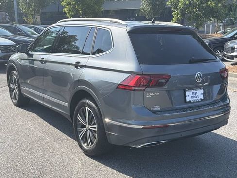 Used 2019 Volkswagen Tiguan SEL w/ 3rd Row Seat Package AWD/4WD image 4