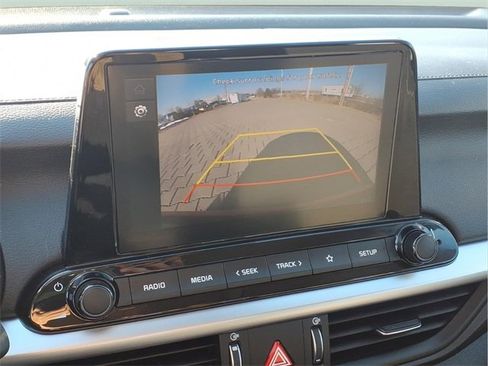 Used 2023 Kia Forte LXS image 8