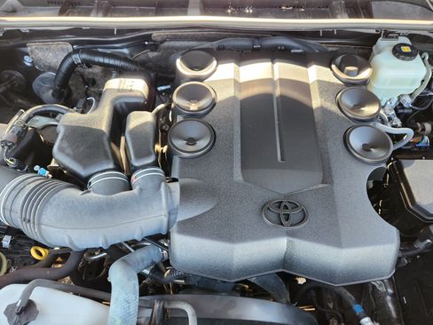 Used 2020 Toyota 4Runner TRD Pro AWD/4WD image 32
