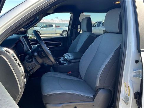 Used 2024 RAM 2500 Big Horn w/ Bed Utility Group image 31