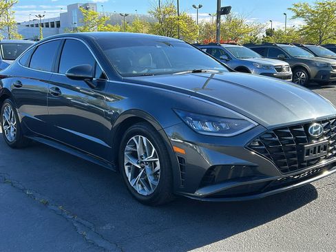 Used 2023 Hyundai Sonata SEL FWD image 3