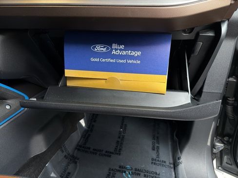 Used 2023 Ford Bronco Outer Banks image 12