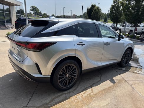Used 2025 Lexus RX 350 Premium w/ Convenience Package AWD/4WD image 10