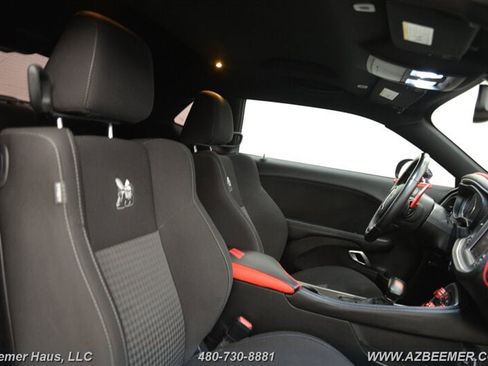 Used 2022 Dodge Challenger R/T Scat Pack RWD image 17