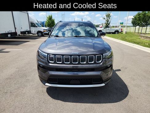 Used 2022 Jeep Compass Limited w/ Elite Group AWD/4WD image 2