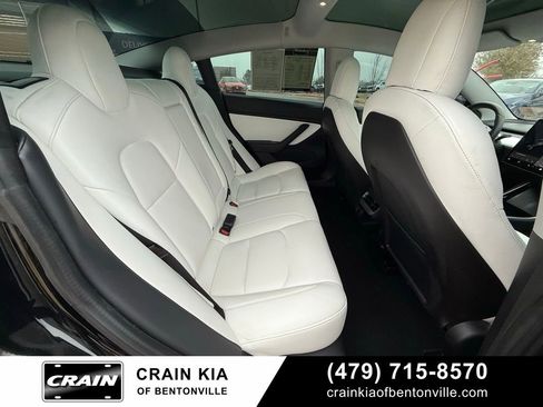 Used 2020 Tesla Model 3 Long Range image 28